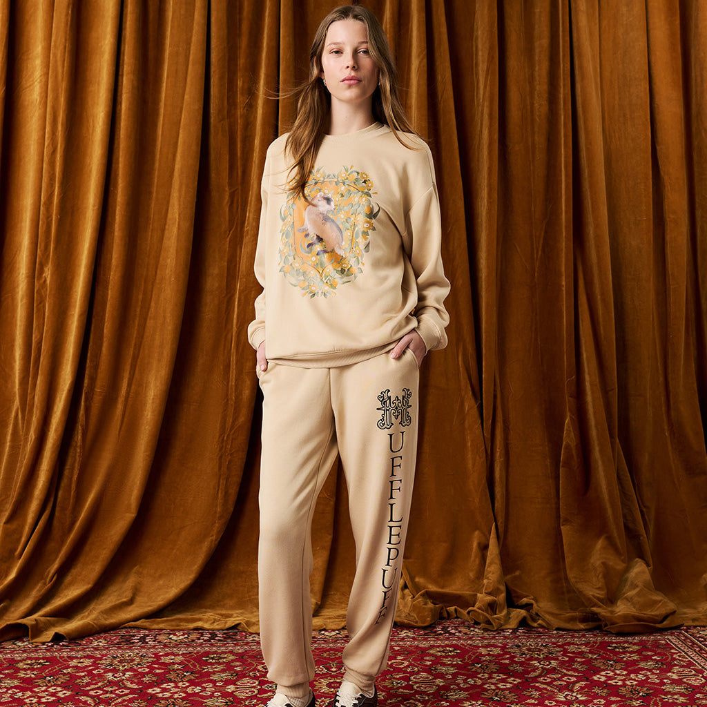 Hufflepuff Varsity League Women's Fleece Sweatshirt Jogger Set
