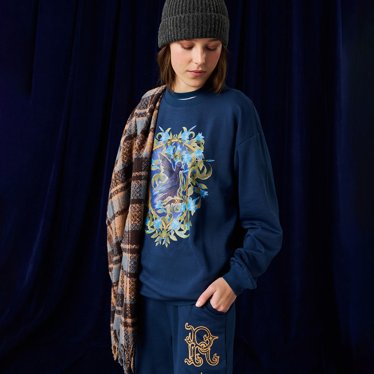 Ravenclaw Varsity League Women's Fleece Sweatshirt Jogger Set