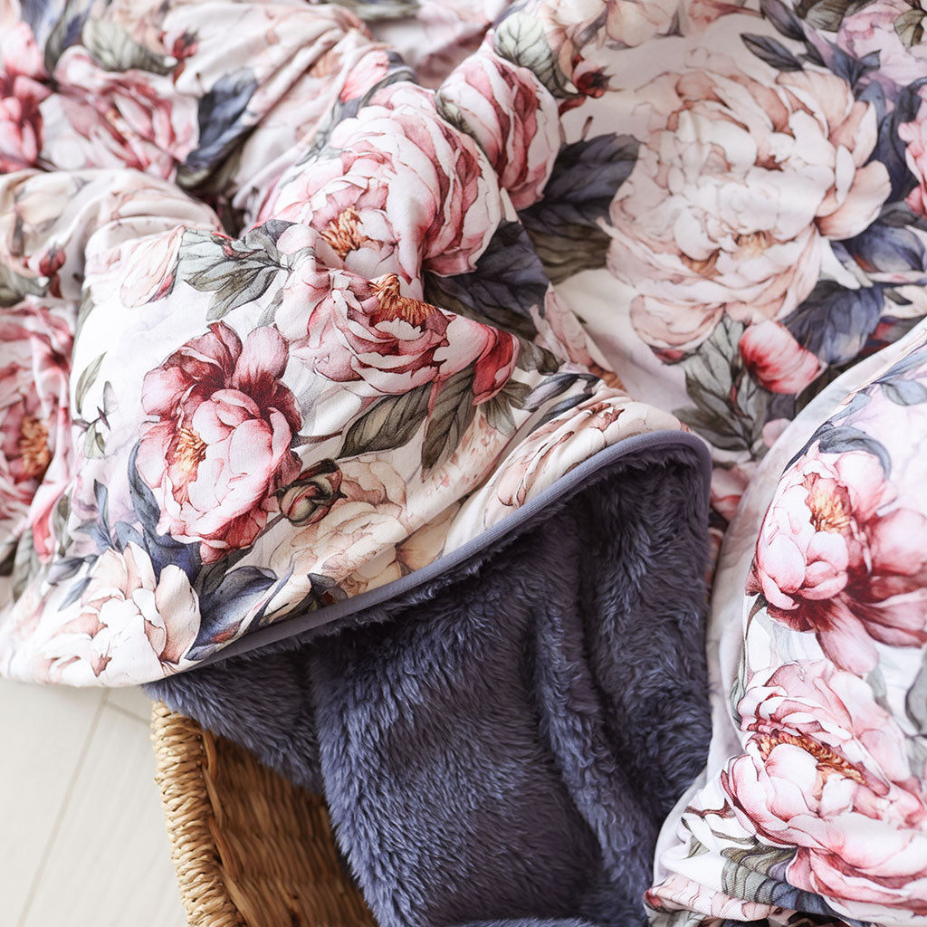 Aster Luxe Plush Patoo® Blanket