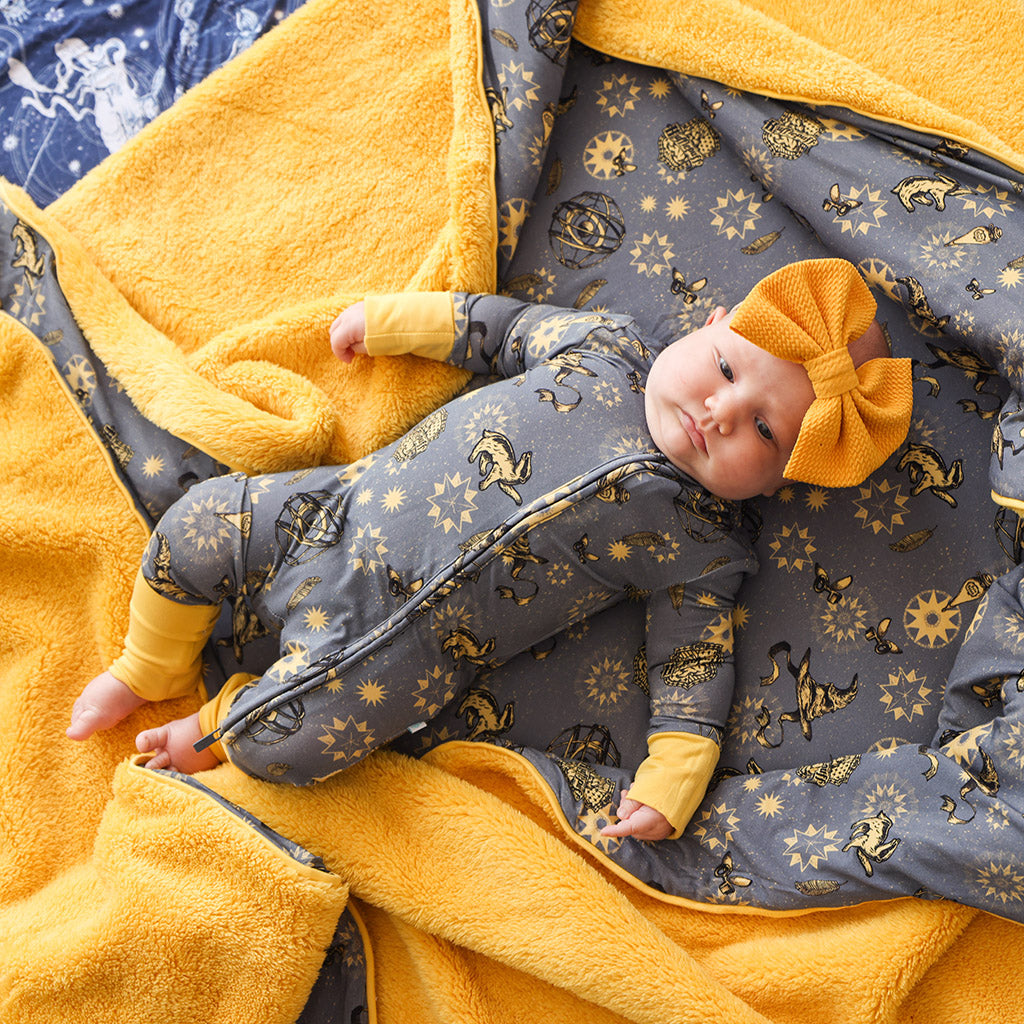 Hufflepuff House Luxe Plush Patoo® Blanket