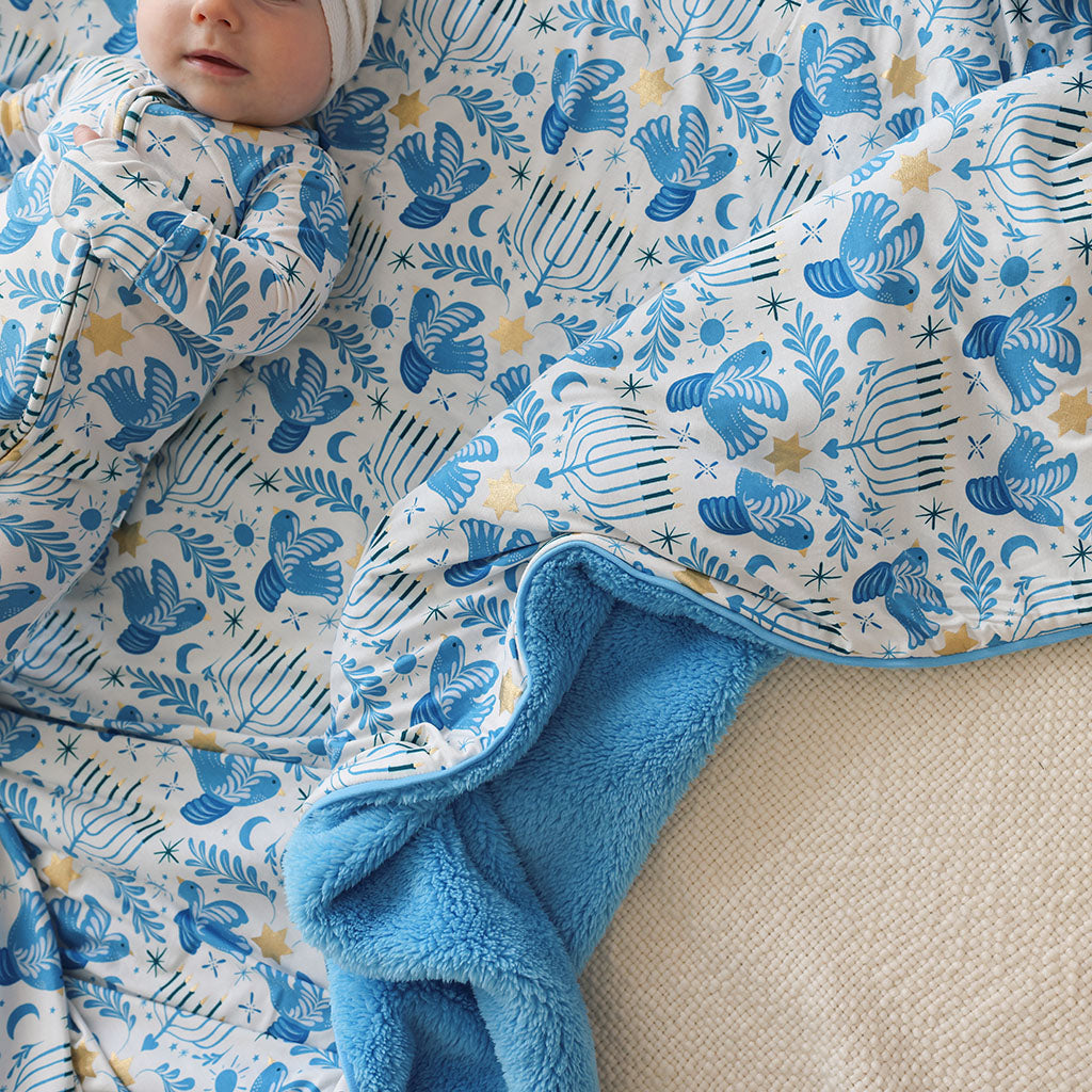Lior Luxe Plush Patoo® Blanket