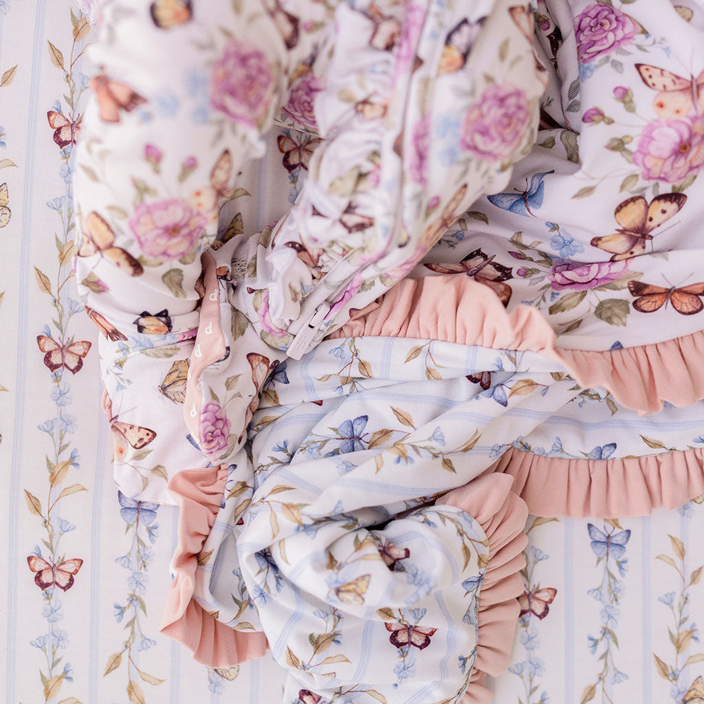 Mariselle & Elysia Ruffled Luxette Patoo® Blanket